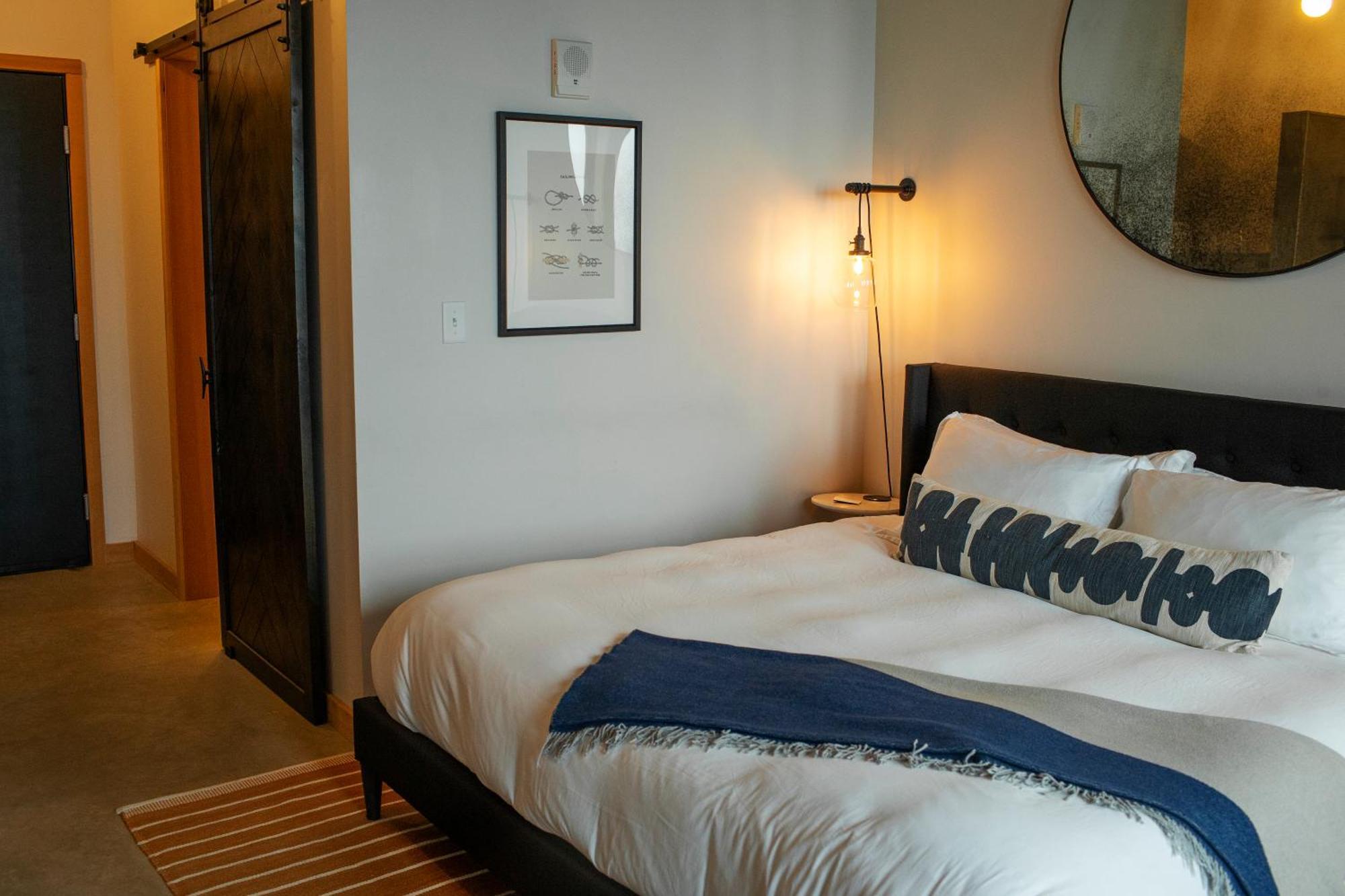 Bowline Hotel Astoria Ngoại thất bức ảnh